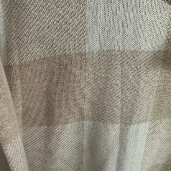 WOMEN’S J.CREW SIZE XL BEIGE & WHITE TEDDY SWEATER - Picture 2 of 5